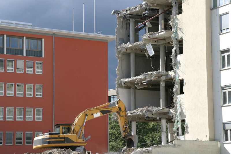 storey building being demolished
